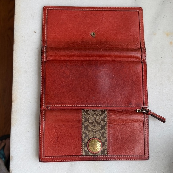 Vintage Coach Wallet - Picture 4 of 7